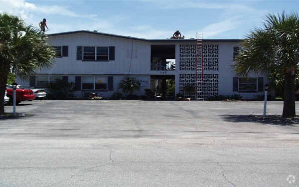 Foto principal - Ivanhoe Apartments