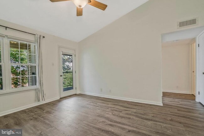 Building Photo - 3308 Wyndham Cir