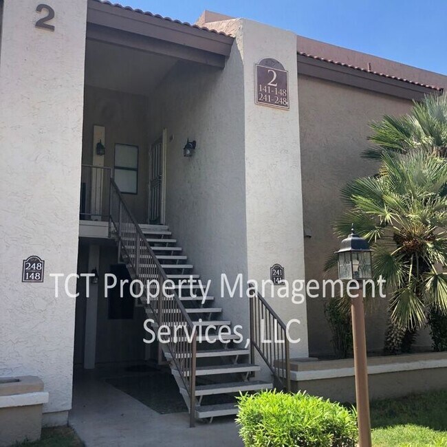 Building Photo - Double Master 2 Bedroom in Dobson Villas !