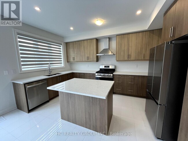 Building Photo - 117 Silk Twist Dr