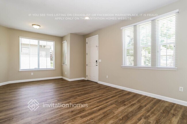 Foto del edificio - 3584 Rainsong Cir