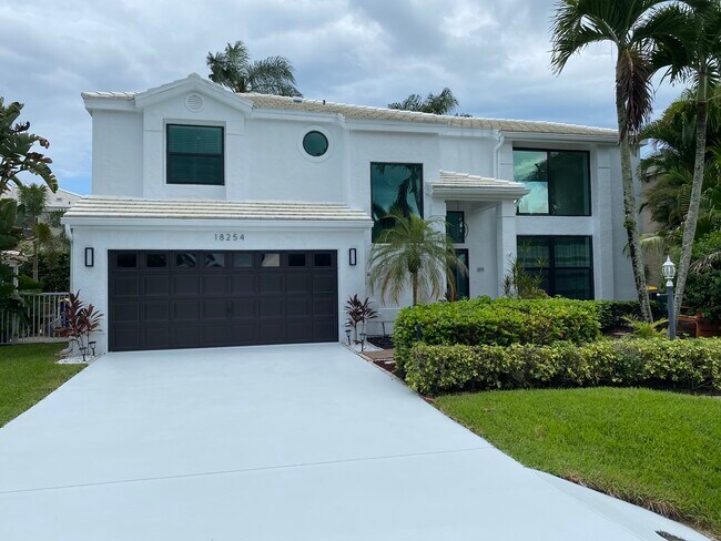 Foto del edificio - 18254 SE Fairview Cir