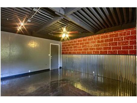 Foto del edificio - 1325 W. Lindsey