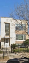 Building Photo - 5615 N Kimball Ave