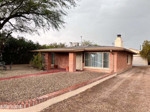 Primary Photo - Charming 2bdr/2ba home in Central Tucson c...