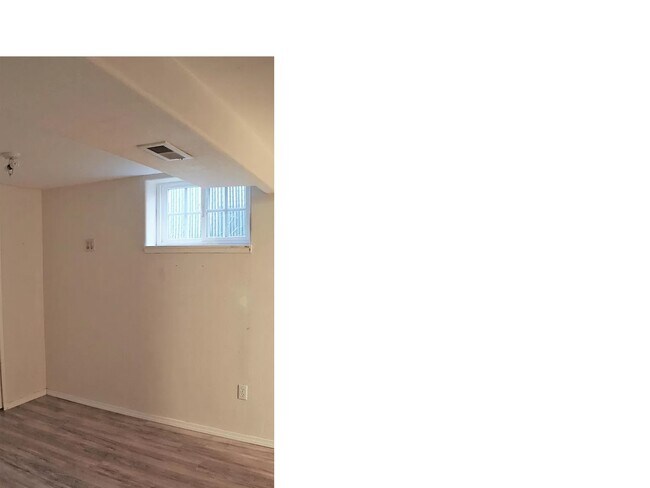 Foto del edificio - 8456 SE Stark St