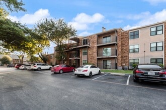 Building Photo - 8109 Skillman St
