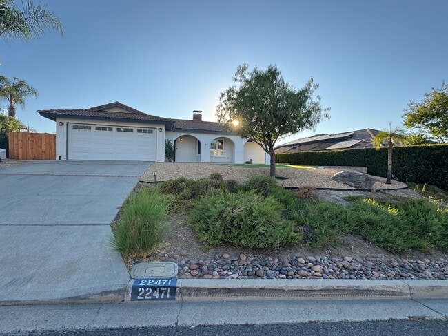 Building Photo - 22471 Loch Lomond Dr