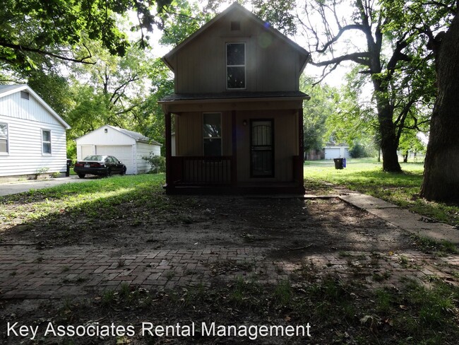 Building Photo - 2 br, 1 bath House - 1234 NE Monroe