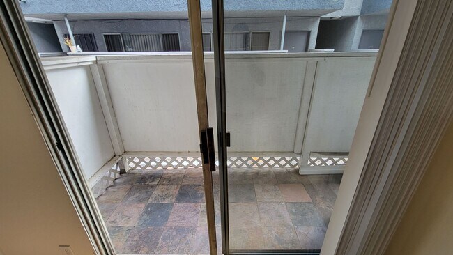 Foto del edificio - 11007 Hartsook St