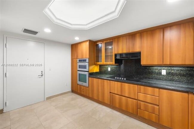 Foto del edificio - 9559 Collins Ave