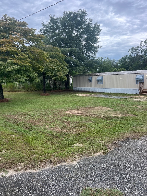 Building Photo - 1805 Gilbert Dr