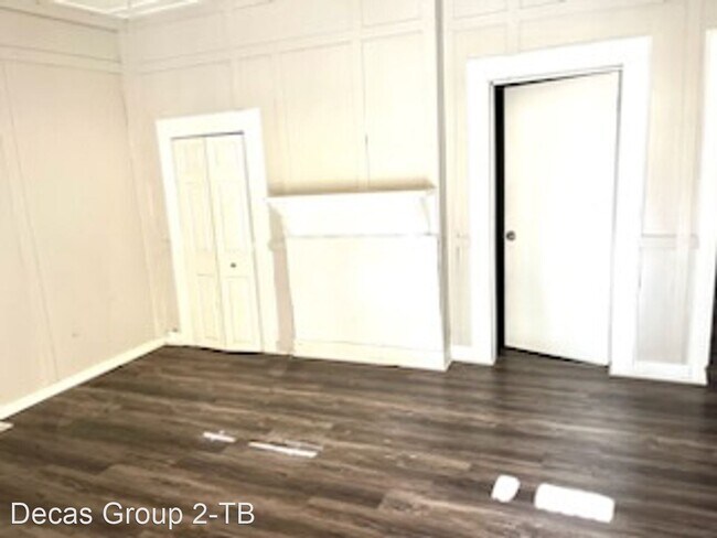 Building Photo - 4 br, 1.5 bath House - 5102 Cedar St.