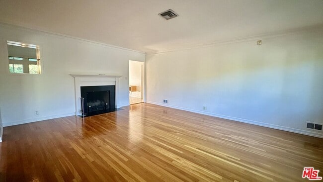 Building Photo - 5105 Westpark Dr