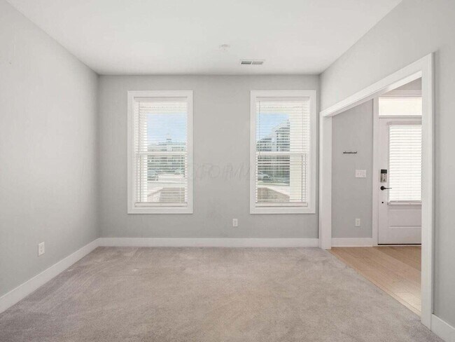 Foto del edificio - 1187 Cromartie Ln