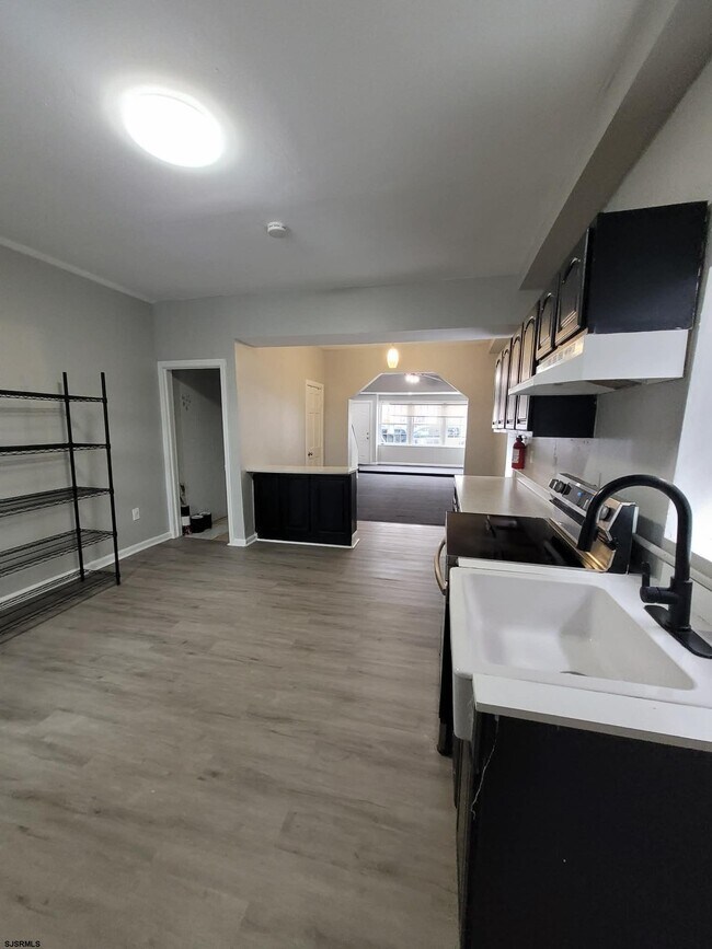 Foto del edificio - 1108 Baltic Ave