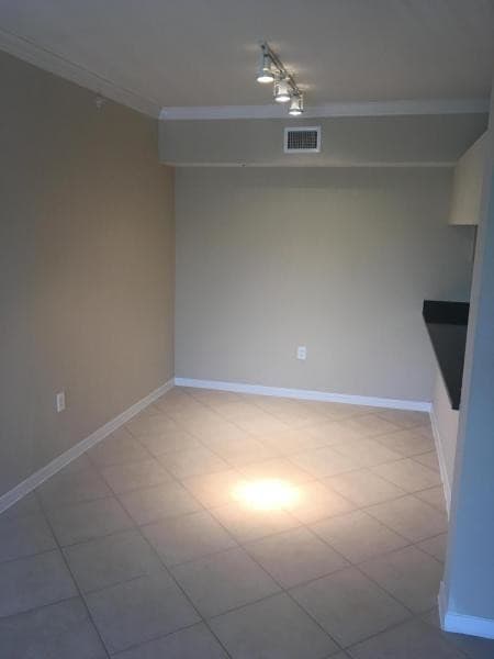 Building Photo - 6505 Emerald Dunes Dr