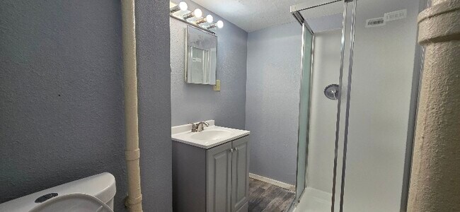 Foto del edificio - 1730 S Nicollet St