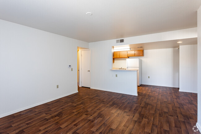 2BR, 2BA - 838SF - Florence Park Apartments