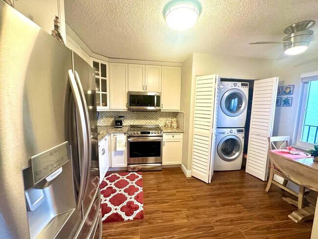 Foto del edificio - 14773 Cumberland Dr