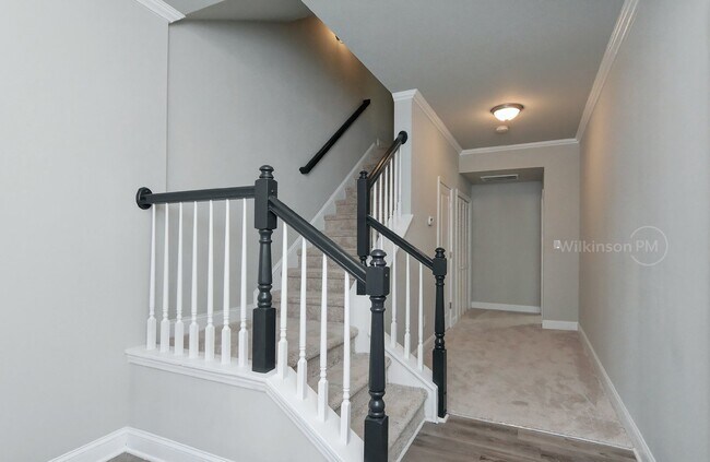 Foto del edificio - Beautiful 4 Bedroom 3.5 Bathroom 3 story t...