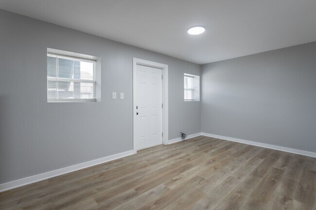 Foto del edificio - Move in by January 15 and receive $500 off your move-in costs. Limited-time offer—schedule your t...