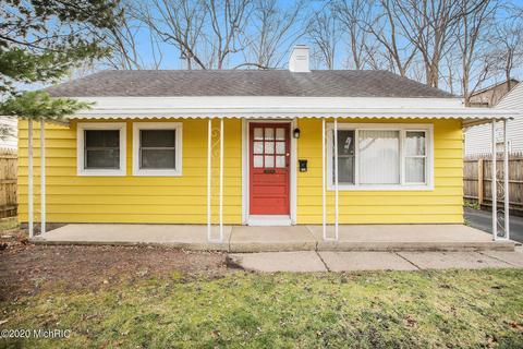 Primary Photo - 920 Palmer Ave