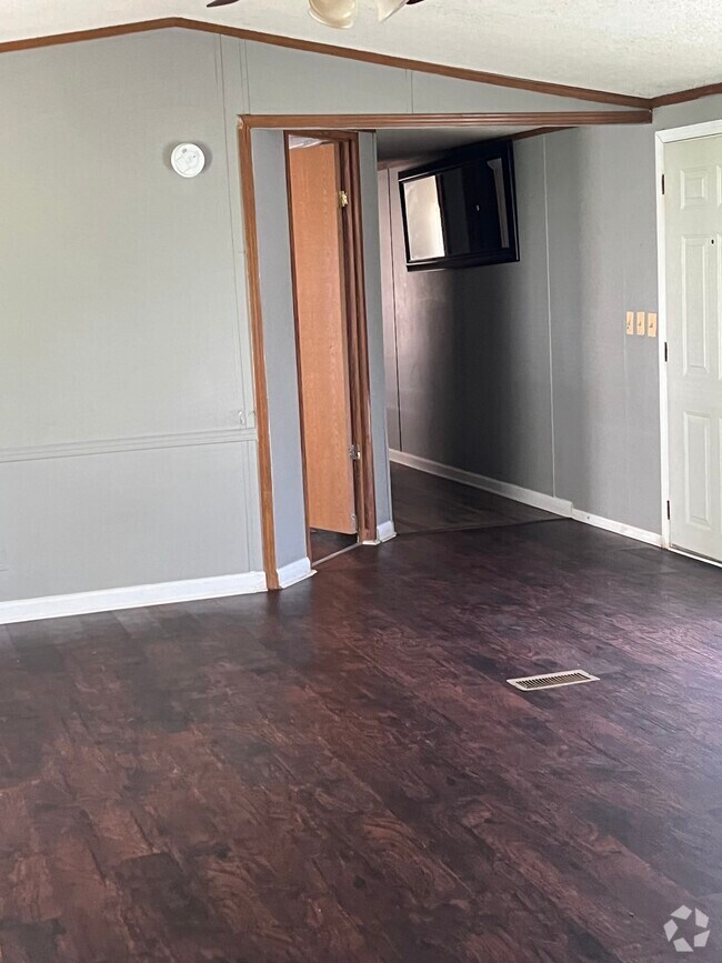 Southside Dodge Circle Senior Living Apartments for Rent Denham Springs, LA 1 Rentals