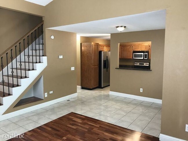 Building Photo - 3 br, 2.5 bath House - 2291 Truckee Dr