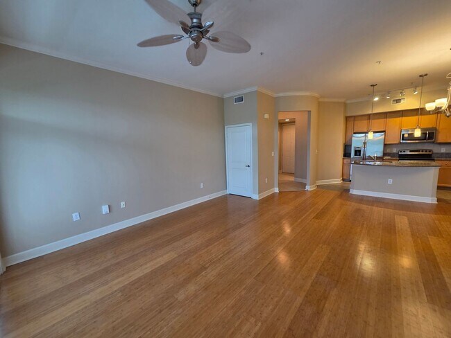 Foto del edificio - 8700 Front Beach Rd