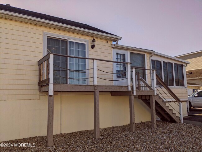 Foto del edificio - 200 Asbury Ave