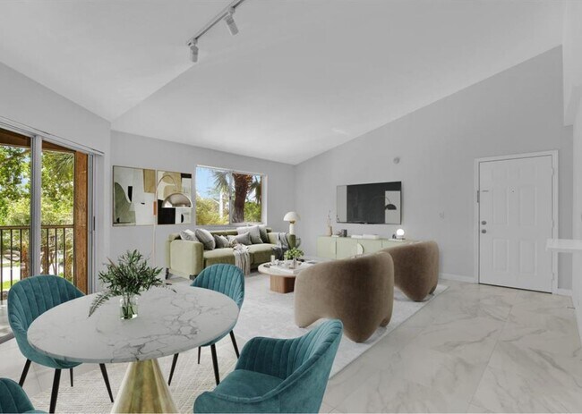 Foto del edificio - 3430 Pinewalk Dr N