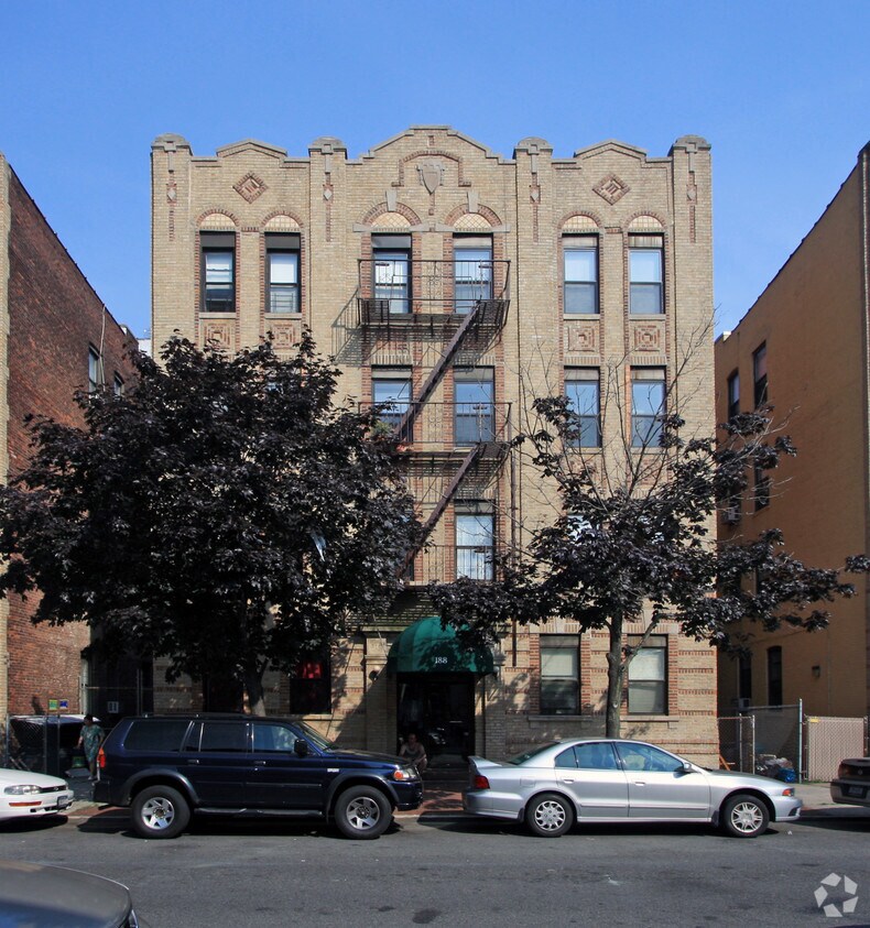 Primary Photo - 188 Bay 22nd St