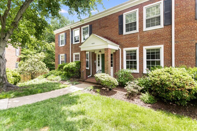 Foto del edificio - 4608 31st Rd S