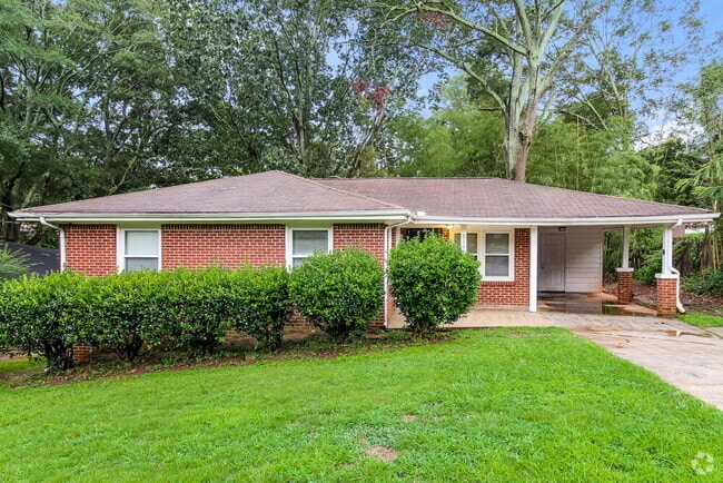 Building Photo - 3135 Robin Rd