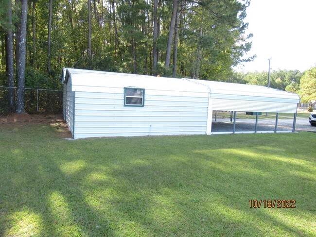 Building Photo - 3180 Homestead Rd