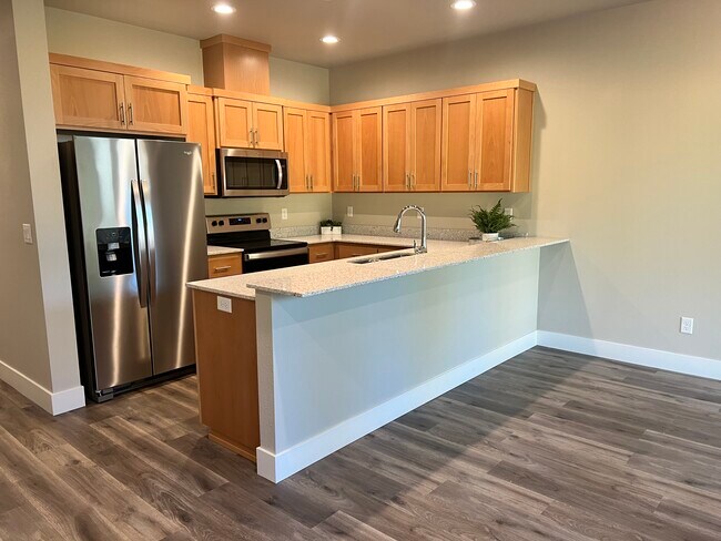 Quartz countertops, Stainless steel appliances - 88324 Jameson Way