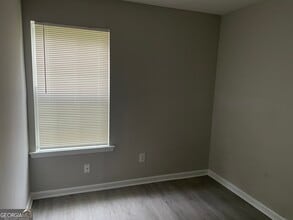 Building Photo - 5741 Wellborn Oaks Ct