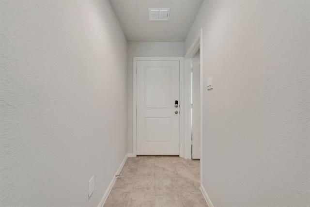 Foto del edificio - 171 Running River Dr