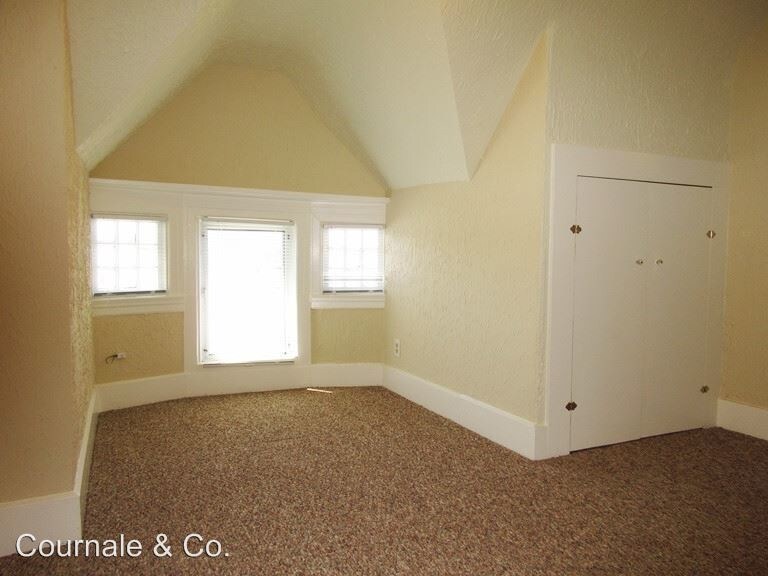 Primary Photo - 283-285 4th Ave