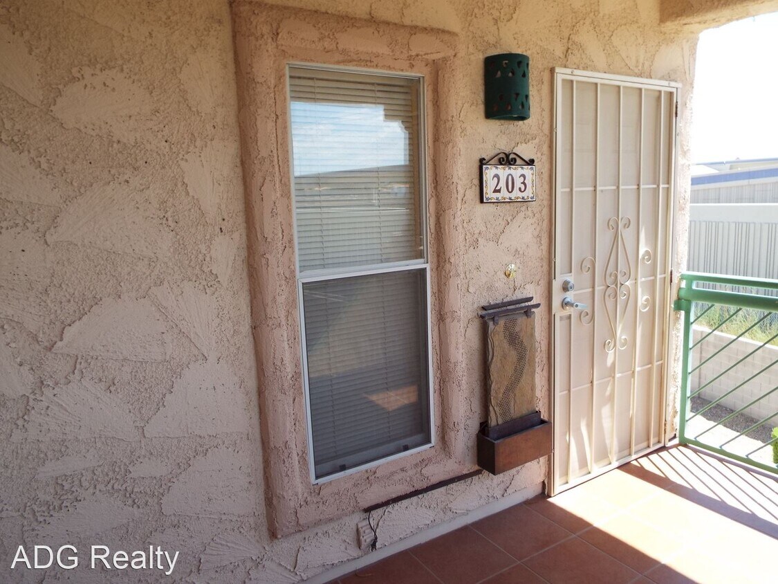 Foto principal - 2 br, 2 bath House - 6912 Squaw Mountain D...