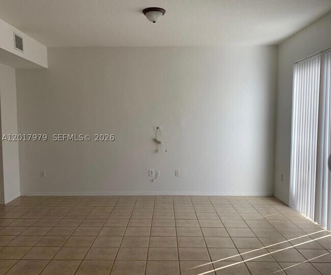 Building Photo - 772 SW 106th Ave