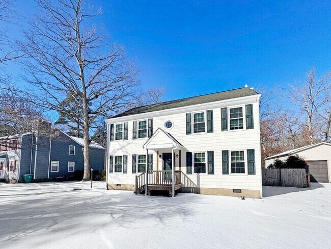 Foto del edificio - Modern 3 Bedroom Home in Ashland