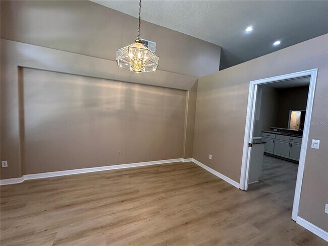 Foto del edificio - 13813 Bluewater Cir