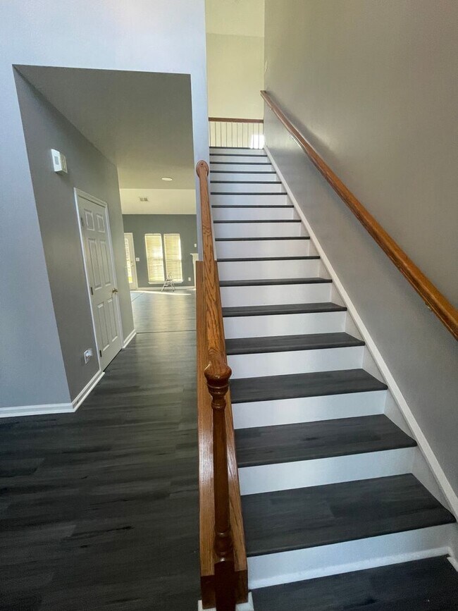 Building Photo - Lovely 3 Bedroom Home in Greer Near Gibb S...