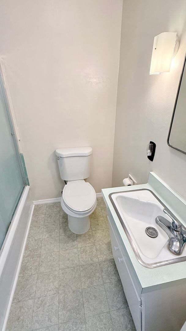 Foto del edificio - HOME FOR RENT