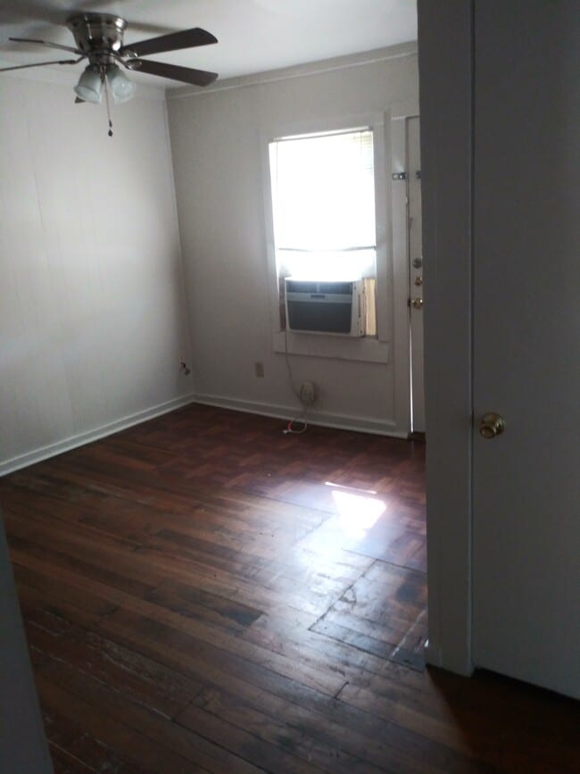 Foto del edificio - 512 Lockhart St