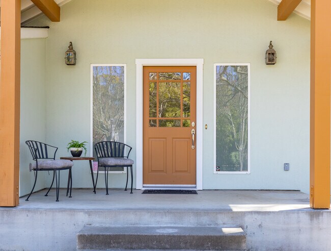 Foto del edificio - 4124 Browns Valley Rd
