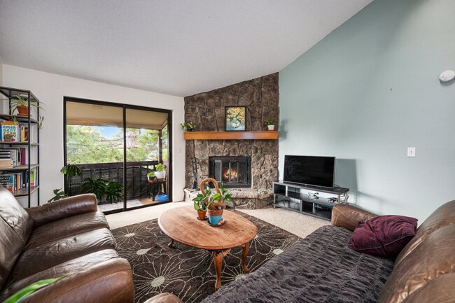Foto del edificio - 8695 Yukon St