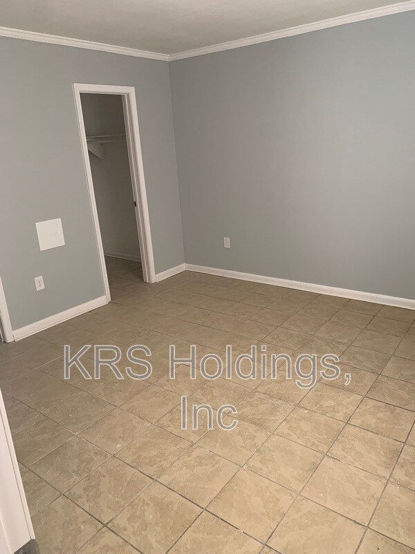 Building Photo - 2430 Alfalfa Ln